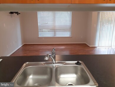 13500 Derry Glen Ct unit 103, Germantown, MD 20874 - photo 4