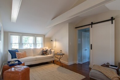 12 Bonnie Brier Cir, Hingham, MA 02043 - photo 3