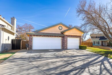 43618 Easy St-2