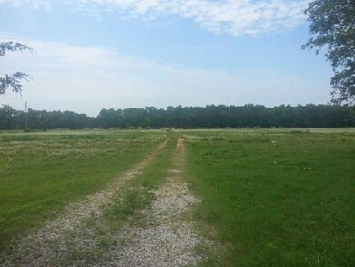 905 John Lunn Rd, Lewisburg, TN 37091 - photo 2