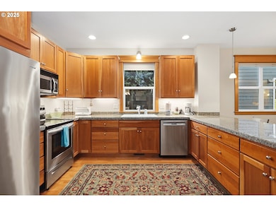 1807 Columbia St, Hood River, OR 97031 - photo 7