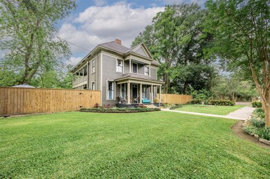 2104 3rd St, Bay City, TX 77414 - photo 3