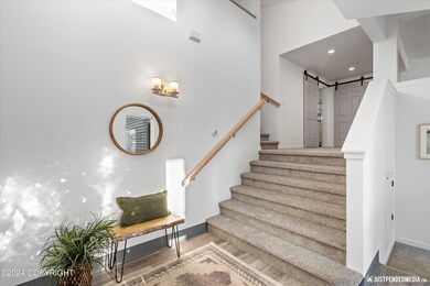04-Entry Way