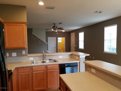 2366 Red Moon Dr, Jacksonville, FL 32216 - photo 7