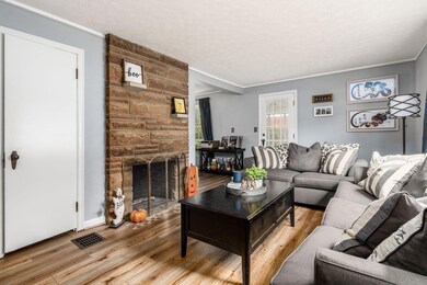 353 Blenheim Rd, Columbus, OH 43214 - photo 4