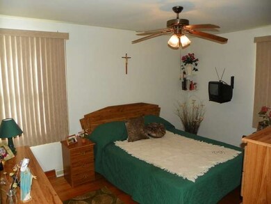 4532 Hirschberg Ave, Schiller Park, IL 60176 - photo 6