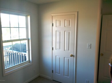 345 Aulbern Dr E, Mount Washington, KY 40047 - photo 2