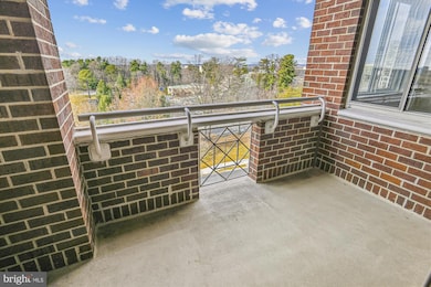 The Wisconsin unit 805, North Bethesda, MD 20852 - photo 6