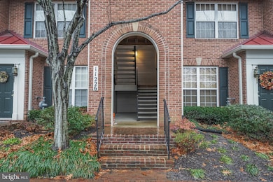 11226 Edson Park Place unit 24, Rockville, MD 20852 - photo 2