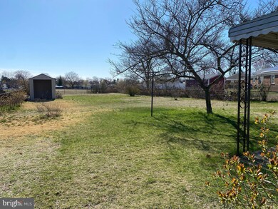 106 E Franklin Ave, Beverly, NJ 08010 - photo 5