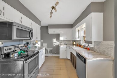 10-1234 N Magnolia-windowstill-real