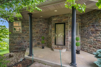 4110_Winding_Way_02