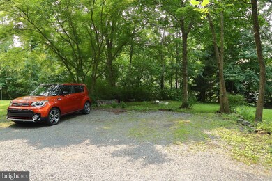 3020 Saint Peters Rd unit 25, Elverson, PA 19520 - photo 2