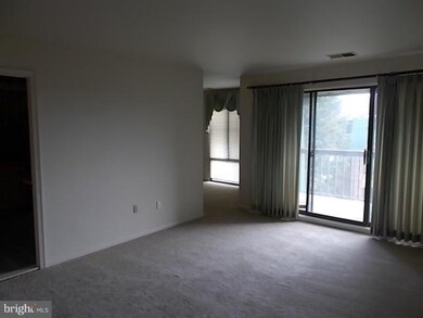 1002 Brinker Dr unit 301, Hagerstown, MD 21740 - photo 2