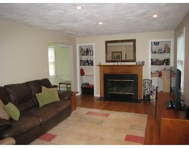 7 Beechwood Ave, Sudbury, MA 01776 - photo 2