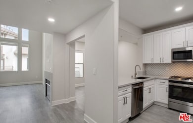 6280 W 3rd St unit 4-413, Los Angeles, CA 90036 - photo 3