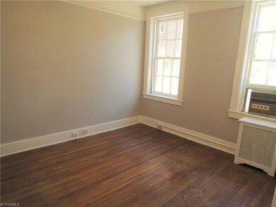 828 N Elm St unit D1, Greensboro, NC 27401 - photo 6