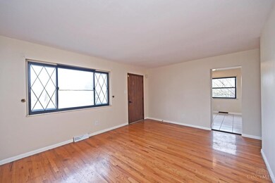 3627 W Liberty St, Cincinnati, OH 45205 - photo 5