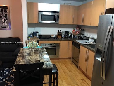 Met One unit 3209W, Miami, FL 33131 - photo 3