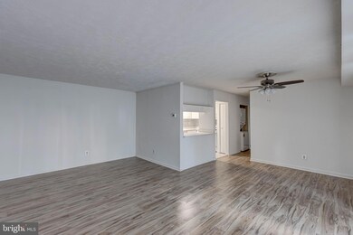 203 Cork Ln unit T2, Reisterstown, MD 21136 - photo 6