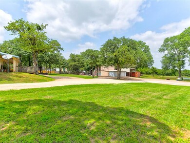 4428 Slayton Rd, Cleburne, TX 76031 - photo 4