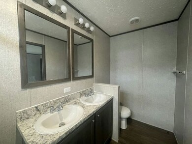 220 Cardinal Ln unit 220, Madison, WI 53704 - photo 4