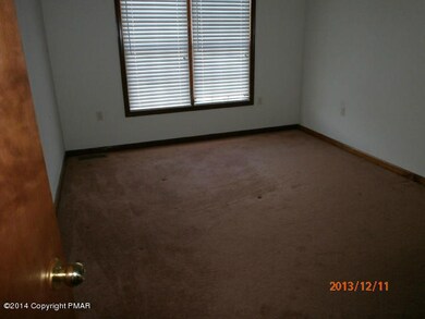 213 Dryden Rd, Stroudsburg, PA 18360 - photo 5