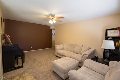 630 S Spur Cir unit 1, Mesa, AZ 85204 - photo 5