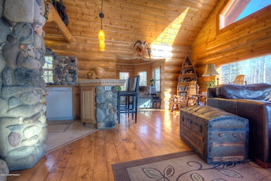 Livingroom 3