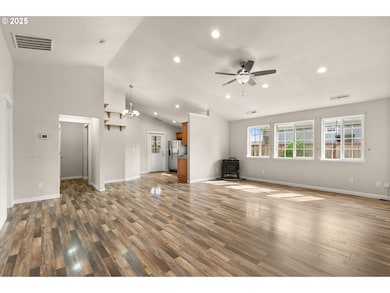 1219 Taney St, Eugene, OR 97402 - photo 6