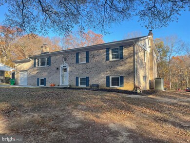 13710 S Springfield Rd, Brandywine, MD 20613 - photo 4