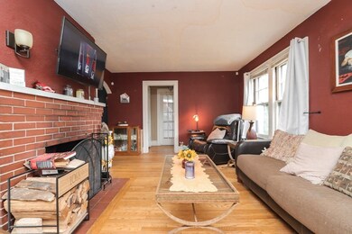 218 Newbury St, Chicopee, MA 01013 - photo 4