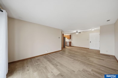 3001 S 51 Street Ct unit 472, Lincoln, NE 68506 - photo 6