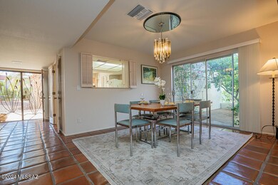 Formal Dining