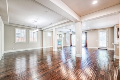 1742 N Broadbent Ln, Clovis, CA 93619 - photo 6