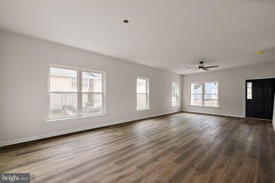 411 8th St, New Castle, DE 19720 - photo 5