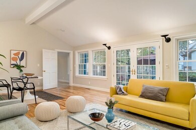 22 Porter St unit 2, Somerville, MA 02143 - photo 4