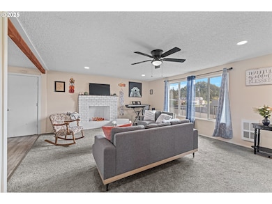 1893 Sunset Ln, Myrtle Point, OR 97458 - photo 7