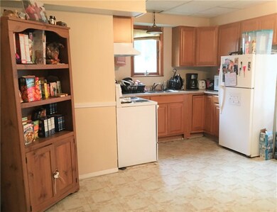 724 Dyer Ave, Cranston, RI 02920 - photo 6