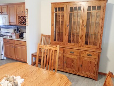 906 Amber View Dr SW unit 173, Byron Center, MI 49315 - photo 4