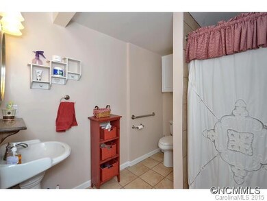 85 Mount Carmel Rd, Asheville, NC 28806 - photo 7