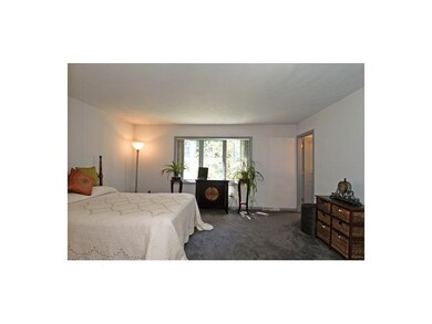 Master Bedroom. MASTERSUITE WITH TRIPLE WINDOW,WAL