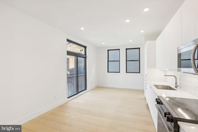 2406 Frankford Ave unit 3, Philadelphia, PA 19125 - photo 6