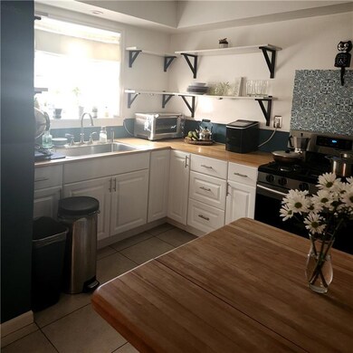 48 Burbank St, Cranston, RI 02910 - photo 5