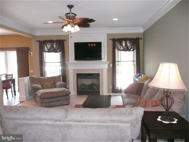 406 Darrah Dr, Fountainville, PA 18923 - photo 5