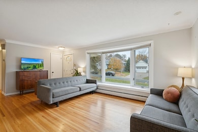 635 Ivy Falls Ave, Saint Paul, MN 55118 - photo 3