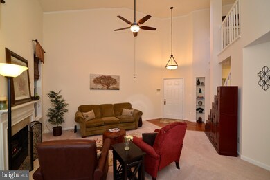 1377 Garden Wall Cir unit F, Reston, VA 20194 - photo 3