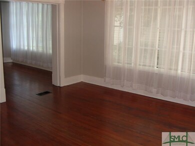 1228 E 33rd St unit Lower, Savannah, GA 31404 - photo 5