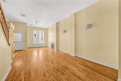 148 W 123rd St, New York, NY 10027 - photo 5