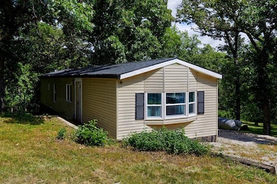 8447 Rosewood St, Dexter, IA 50070 - photo 2